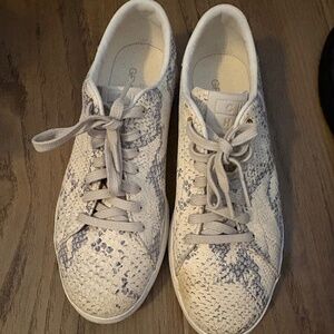 COLE HAAN TENNIS SHOES